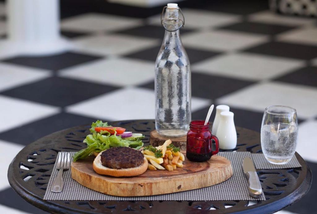 Jamaica Palace Hotel